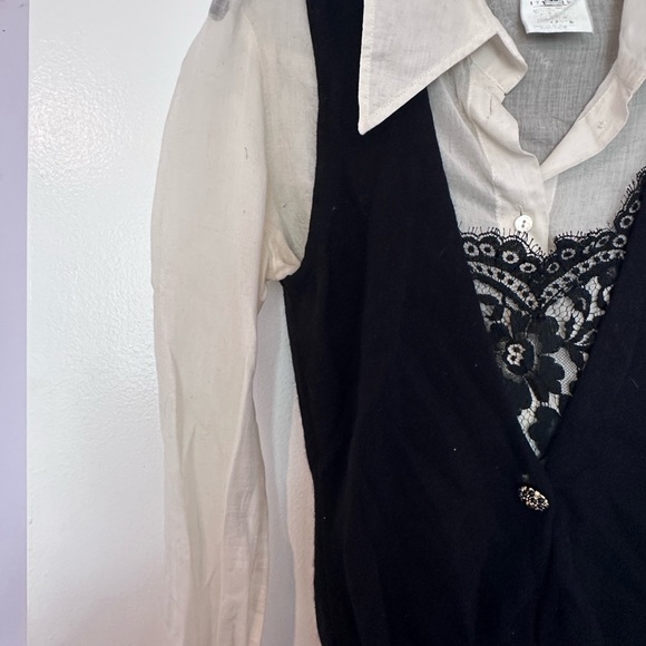 Dolce and Gabbana beige blouse bell sleeves black lace vest two different tops - Picture 2 of 13